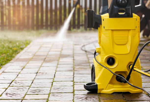 Best Pool Deck Cleaning in Mcqueeney, TX